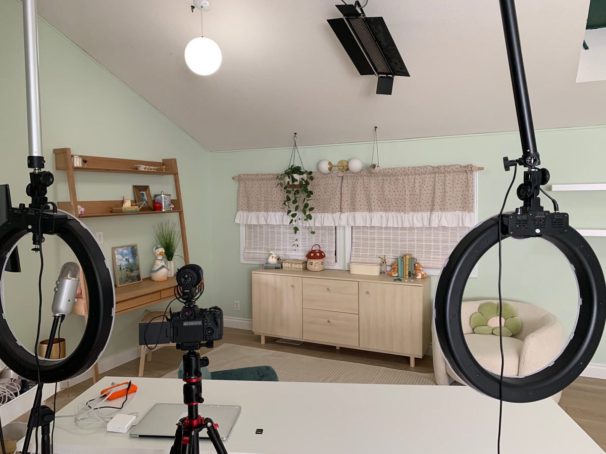 Filming Setup – Mia Maples Market